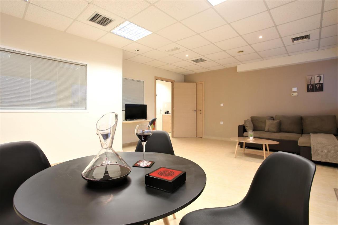 Markópoulon Gk Airport Suites - Free Shuttle By Gk Properties מראה חיצוני תמונה