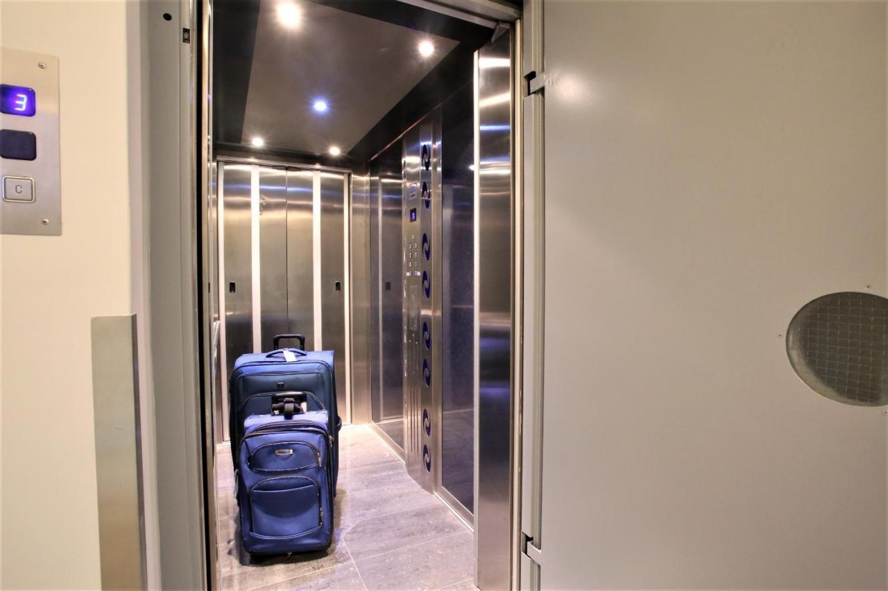 Markópoulon Gk Airport Suites - Free Shuttle By Gk Properties מראה חיצוני תמונה